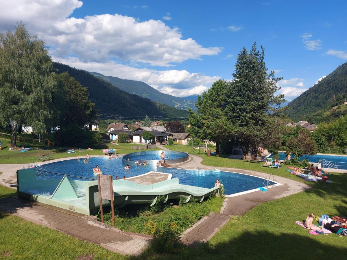 Sachserhof Ferienwohnungen In Sachsenburg Екстериор снимка